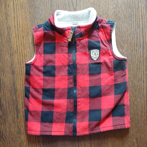 Carter's Red & Black Buffalo Plaid Zip-Up Fleece Vest Size Boys 24 Months - Picture 1 of 3